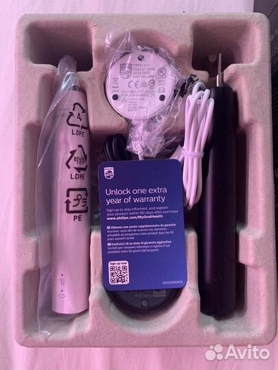 Зубная щетка звуковая Philips Sonicare 3100