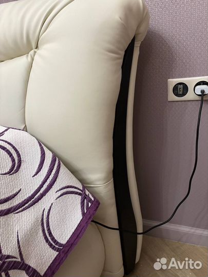 Кровать двухспальная