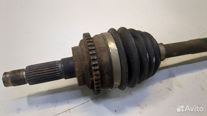Полуось правая передняя Mazda Premacy