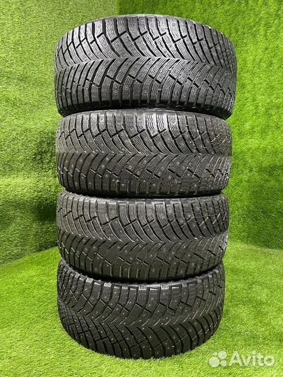 Michelin X-Ice North 4 245/40 R18 97T