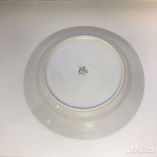 Тарелка Пастушка Каролина в классическом стиле