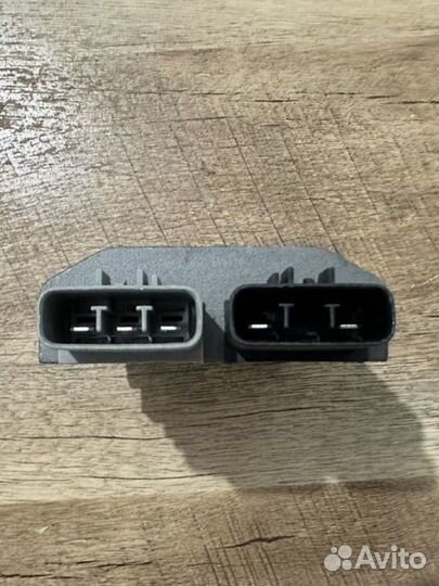 Регулятор напряжения Stels Guepard LU054057