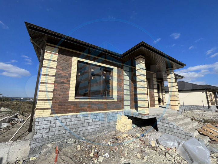 Дом 172,3 м² на участке 5,5 сот.