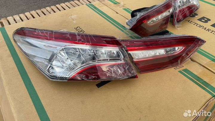Camry w70 задние фонари
