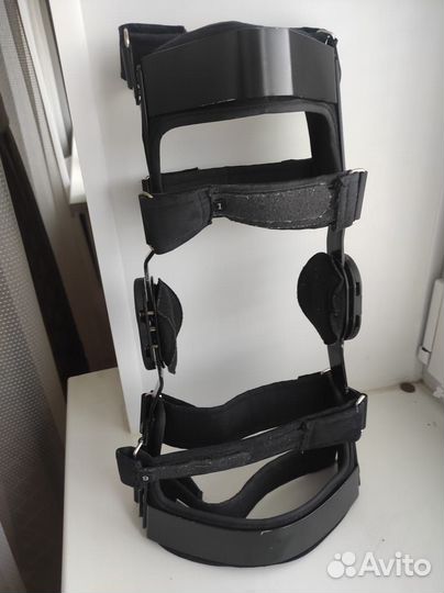 Ортез для коленного сустава