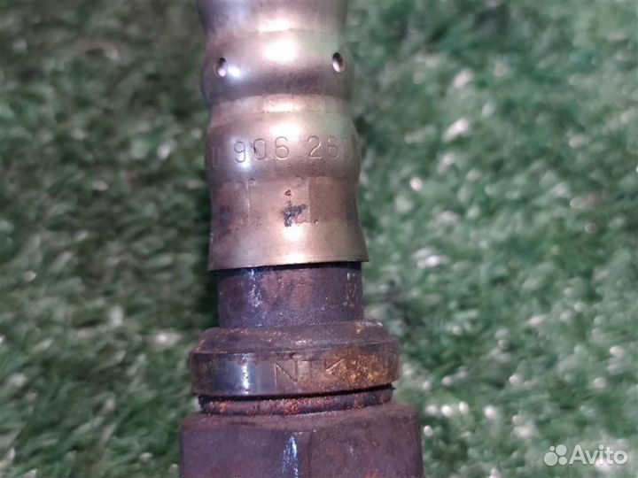 Датчик кислородный верхний Skoda Fabia 5J 2010