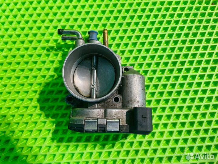 Дроссельная заслонка Audi A6 C6 2006