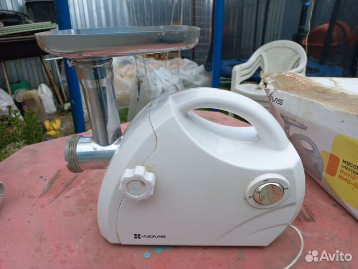 Мясорубка электрическая