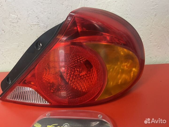 Фонарь KIA Spectra Спектра задний правый Оригинал