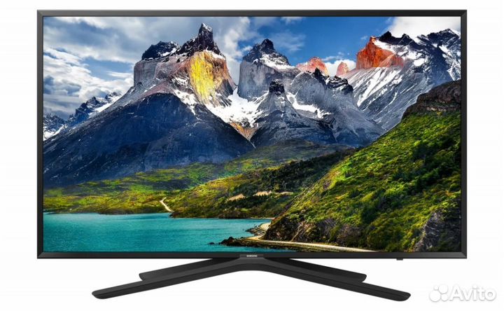 Телевизор 43' LED Samsung UE43N5570 черный