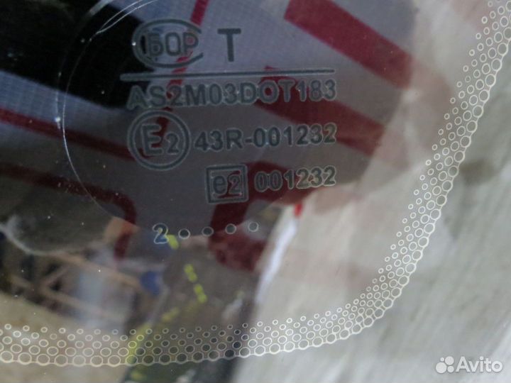 Форточка правая Лада Гранта