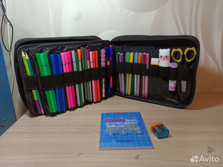 Пенал с канцтоварами (большой)
