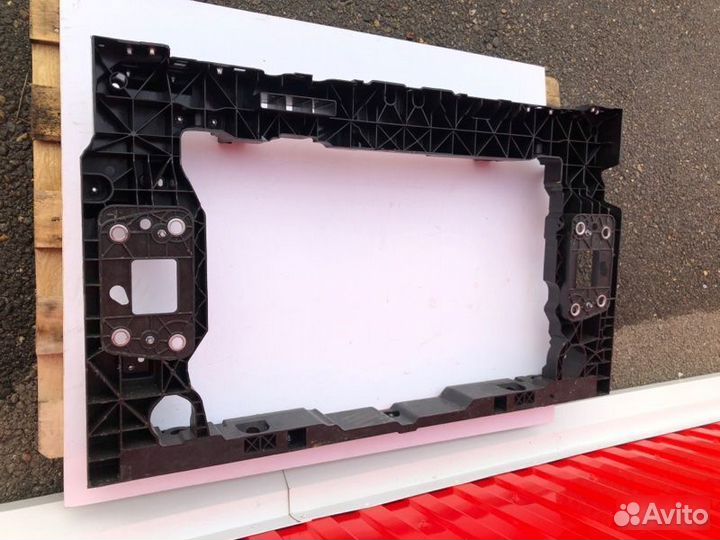 Планка радиатора передняя Voyah Free