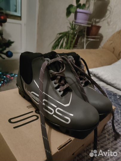 Лыжные ботинки