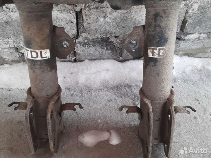 Две Стойки nissan juke