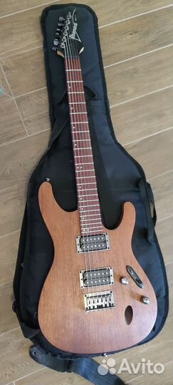 Ibanez s521 +комбик,наушники,стойка,чехол