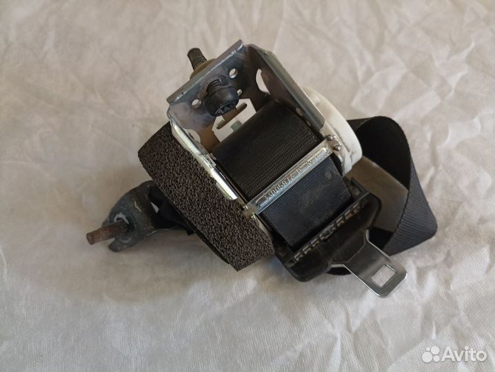 Ford Focus 2 Ремень безопасности задний