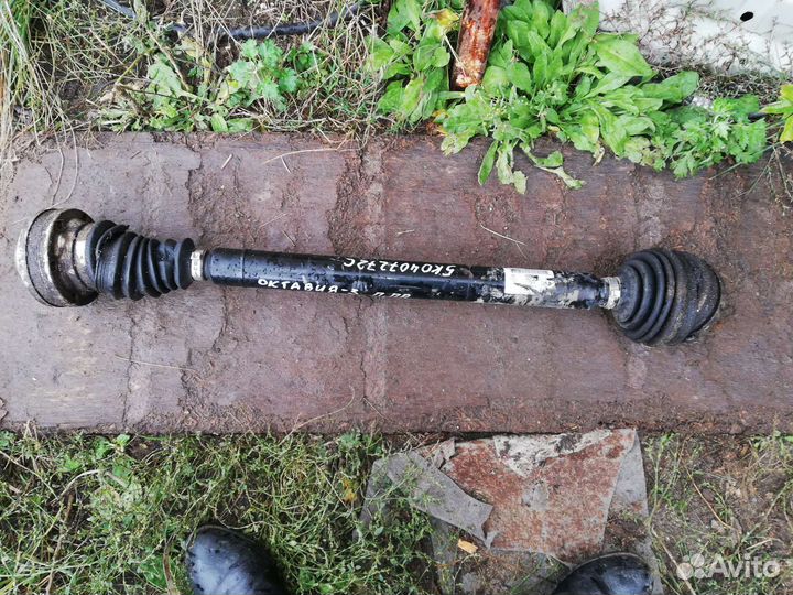 Привод передний Шкода Октавия 3 а7