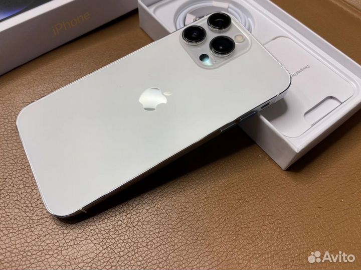 iPhone XR в корпусе 14 pro