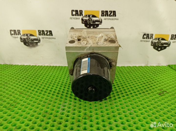 Блок ABS (насос) Volkswagen Passat