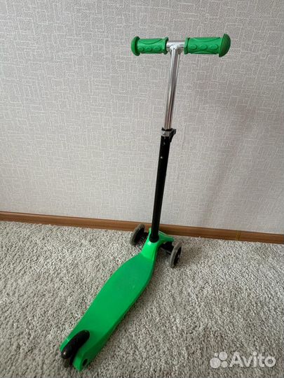 Продам детский самокат