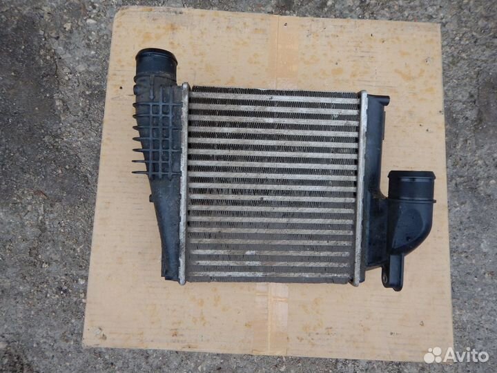 Интеркулер Peugeot 3008 2016-2020