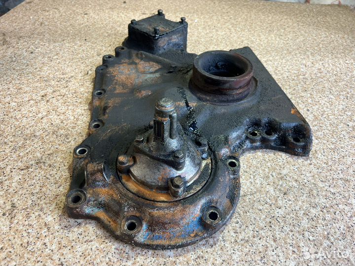 Крышка шестерен Д-65 юмз-6