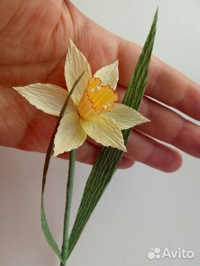 Подарочная упаковка с цветами