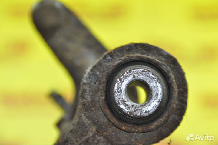 Кулак поворотный задний левый Honda Accord 7