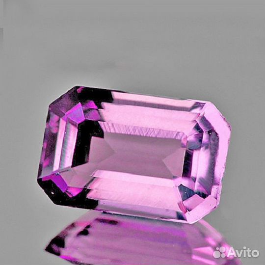 Кунцит натуральный 5,50Ct 9х5мм VVS Бразилия