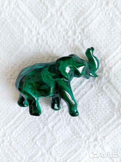 Слон натуральный малахит