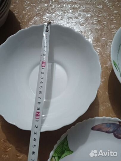 Тарелки, салатники vetta