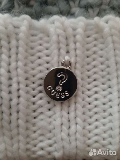 Шапка новая женская guess