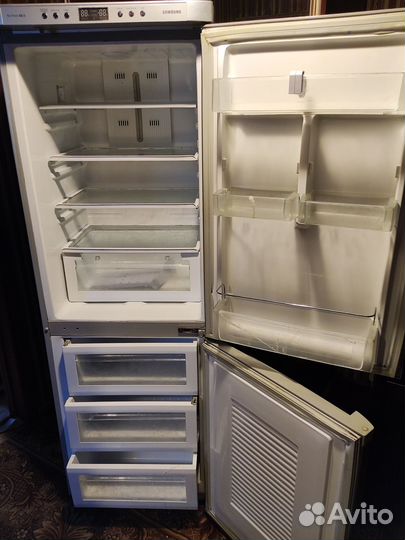 Холодильник Samsung no frost