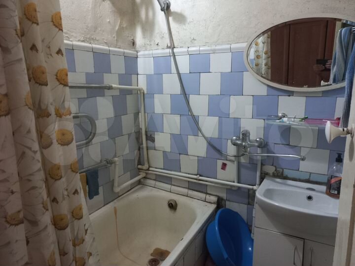 3-к. квартира, 55 м², 1/2 эт.