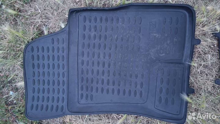 Автомобильные коврики