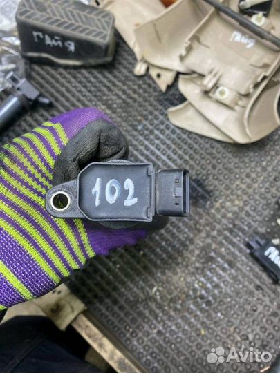 Катушка зажигания Toyota Gaia ACM10G 1AZ-FSE 2001