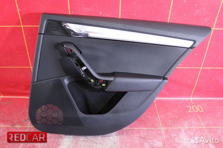 Обшивка двери задней прав Skoda Octavia 3 A7 (13)