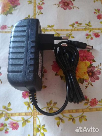 Зарядное устройство на 5V, новое, для TV приставки