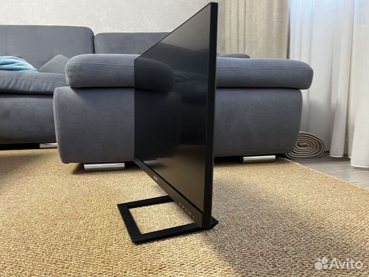 Монитор Philips 23.8