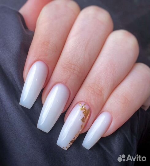 Маникюр с покрытием гель-лаком