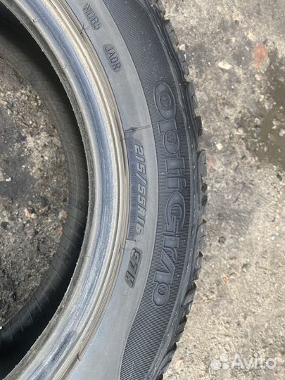 Goodyear OptiGrip 215/55 R16 97H