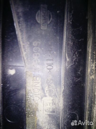 Жабо решетка стеклоочистителей Nissan Almera N16