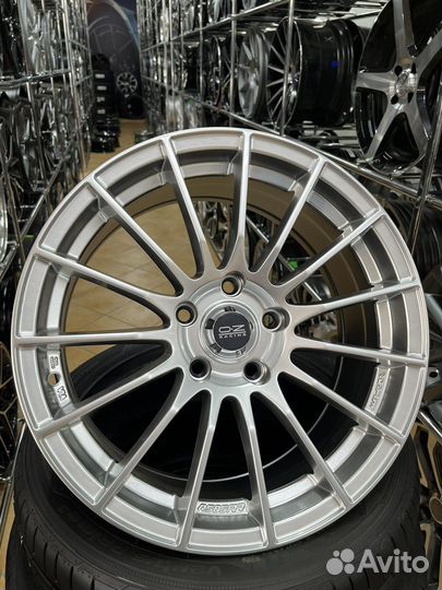 Диски литые R17 5*114.3 OZ Racing спицы стиль