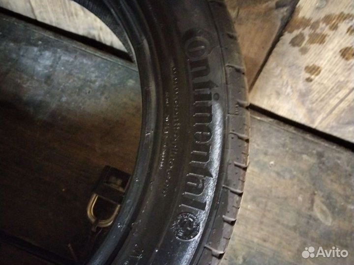 Continental ContiPremiumContact 2E 215/55 R18