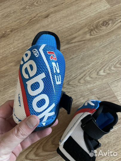 Налокотники хоккейные