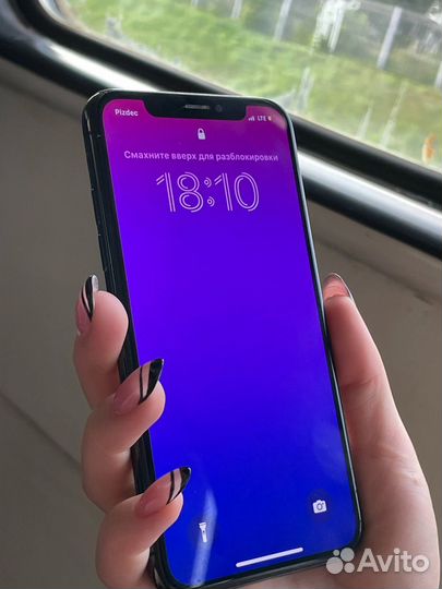 iPhone X