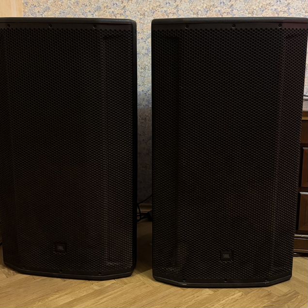 JBL SRX835P