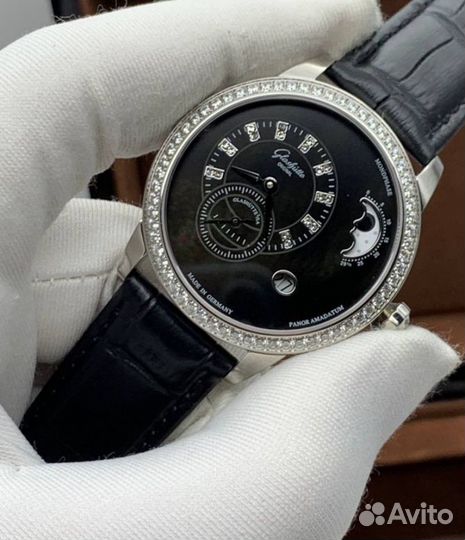 Женские наручные часы glashutte