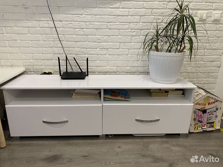 Тумба под тв